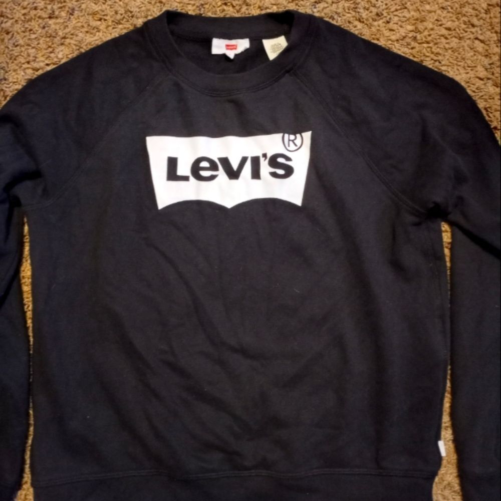 Levi's Womans sweatshirt small